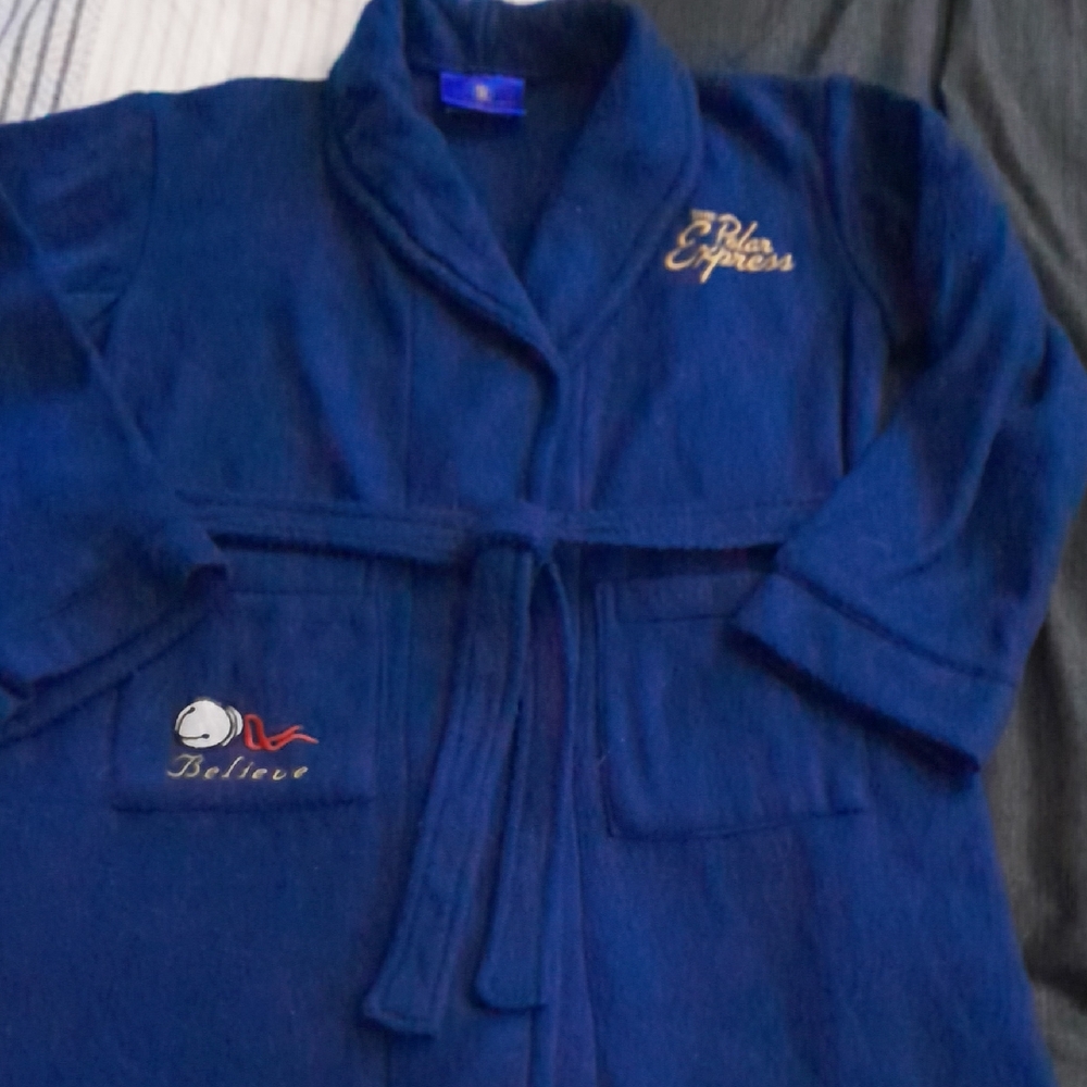The Polar Express Embroidered Robe (Kids 10/12)
